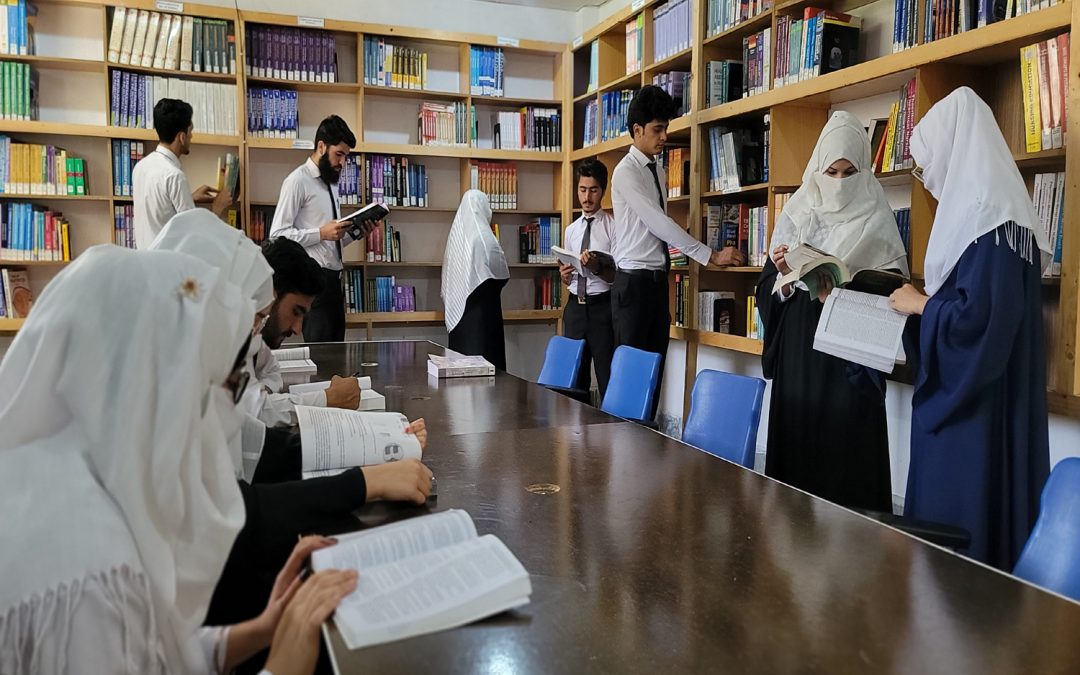 Birth: Issues in Perinatal Care